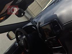 جیپ گراند شیرۆکی